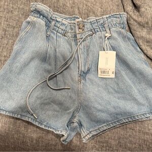 Frame Women's Light Blue Denim Shorts